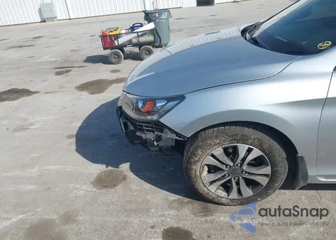 2013 Honda Accord Lx z USA, uszkodzony, nr VIN 1HGCR2F35DA148579